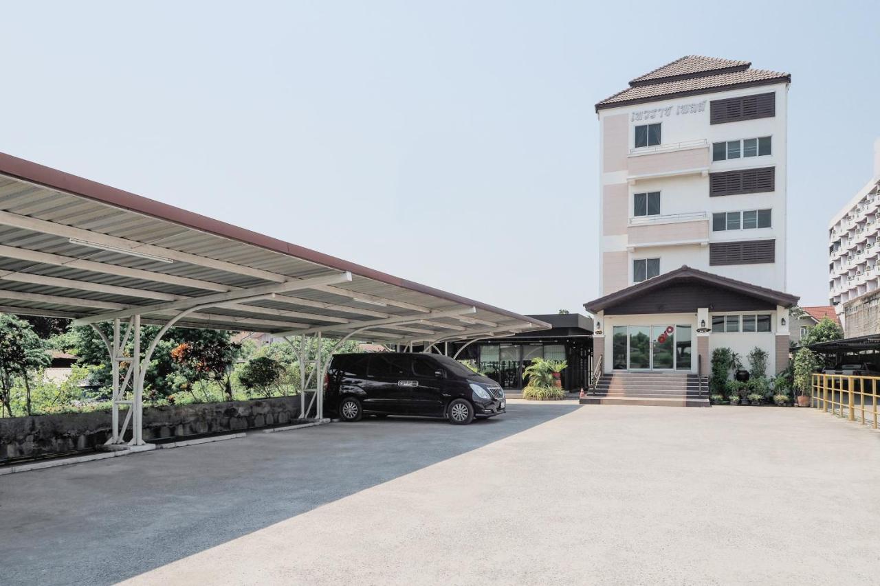 Taevaraj Place Аюттхая Экстерьер фото